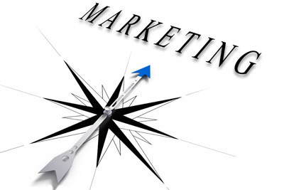 Texter und Werbetexter für Impulsgüter unterstützt Industrie und Handel mit Texten. Symbolabb. Marketing-Kompass, geeicht auf Zielgruppen-Werbung B2C für Impulsgüter. Deutschland (z. B. Essen, Duisburg, Bremen, Lübeck), Schweiz (z. B. St. Gallen, Basel, Solothurn).